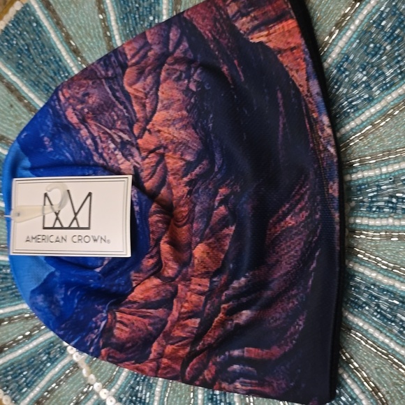 AMERICAN CROWN BEANIE - Picture 2 of 4
